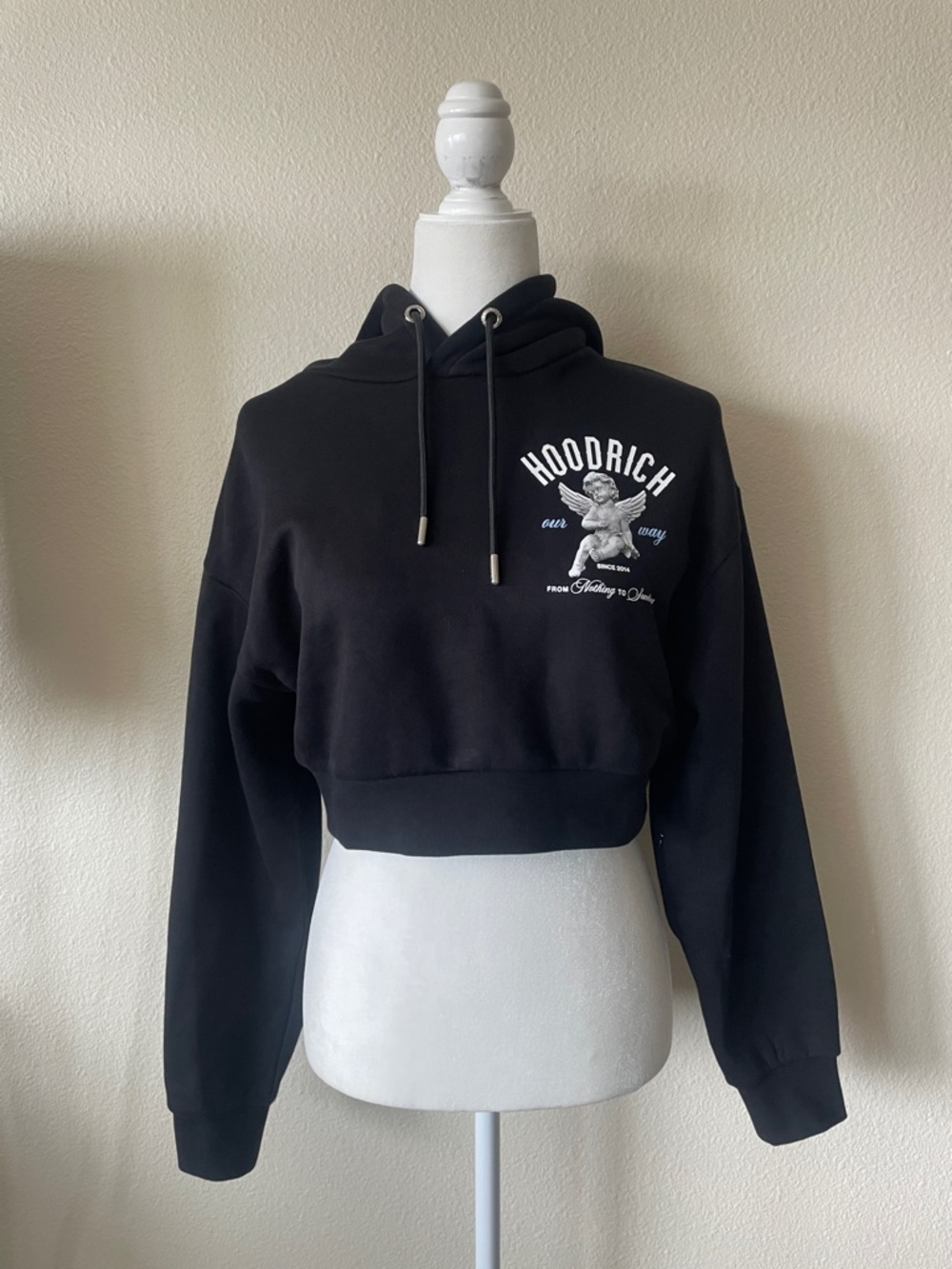 HOODRICH - WOMEN'S GLOW ANGEL CROPPED HOODIE IN BLACK - Picture 4 of 13